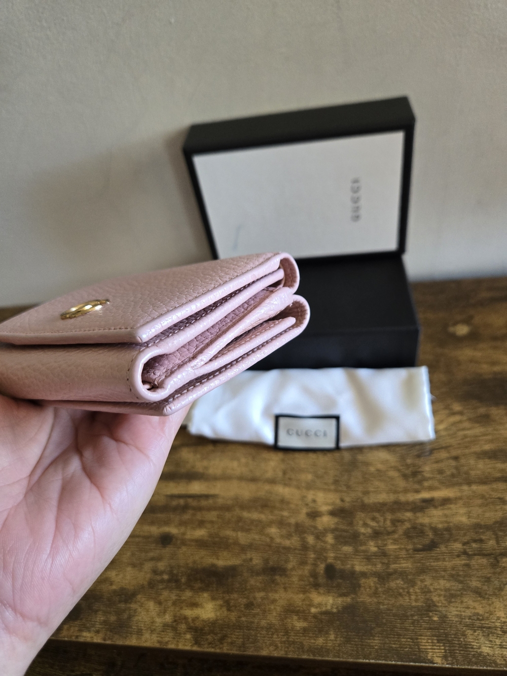 Gucci Pink Leather Small Wallet with Gold Hardware - Picture 5 of 9